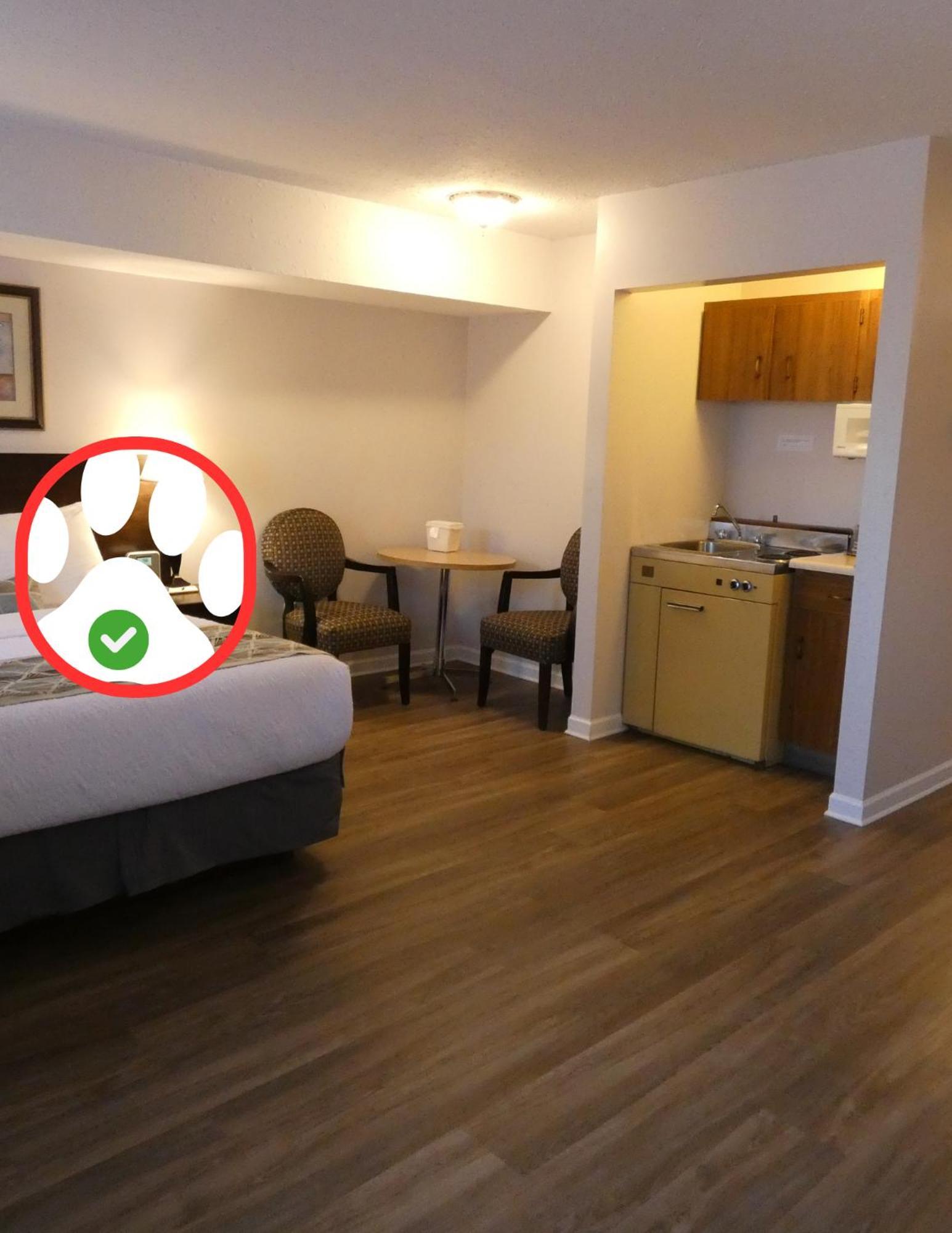 Dilworth Inn Келоуна Экстерьер фото